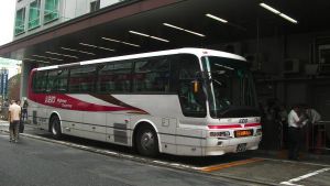 中央道高速バスの起点：京王新宿バスターミナル
