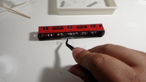 写真は窓ガラスの接着状況