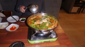 写真は韓国風アンコウ鍋 写真は韓国風アンコウ鍋