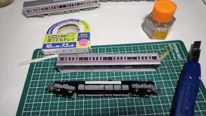 写真は動力ユニットの固定状況