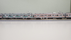 写真はモハ205の床下比較状況 写真はモハ205の床下比較状況